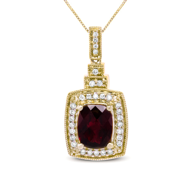 14K Yellow Gold 1/5 Cttw Round Diamond and 9x7mm Cushion Cut Red Garnet Halo 18" Pendant Necklace (H-I Color, VS1-VS2 Clarity)